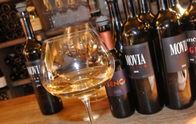 Vinothek Movia in Ljubljana / Laibach, Slowenien